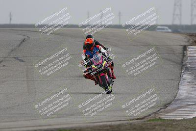 media/Nov-30-2025-TrackDaz (Sun) [[d8b22663df]]/C Group/Session 4 (Outside Grapevine)/